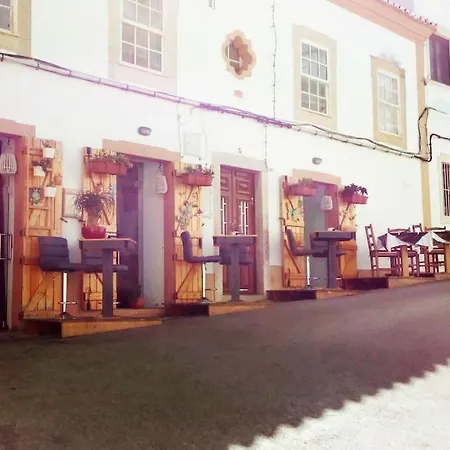 Casa de Férias Yellow House