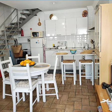 Yellow House Дом отдыха