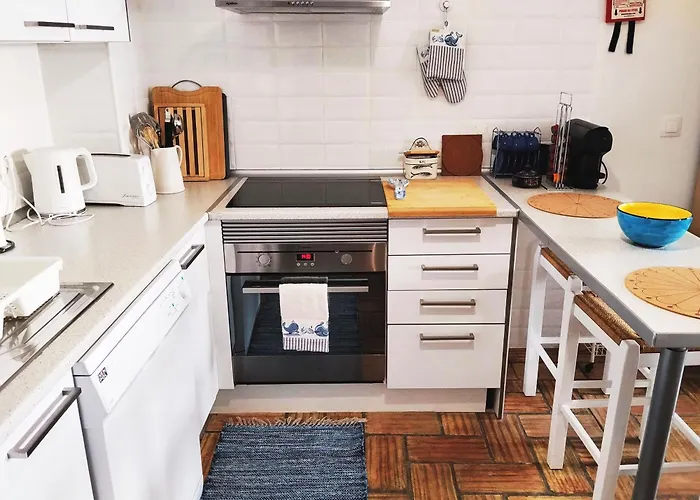 Yellow House * تافيرا