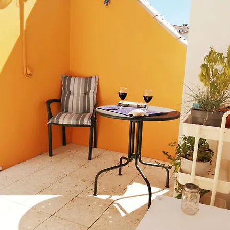 Yellow House * Tavira